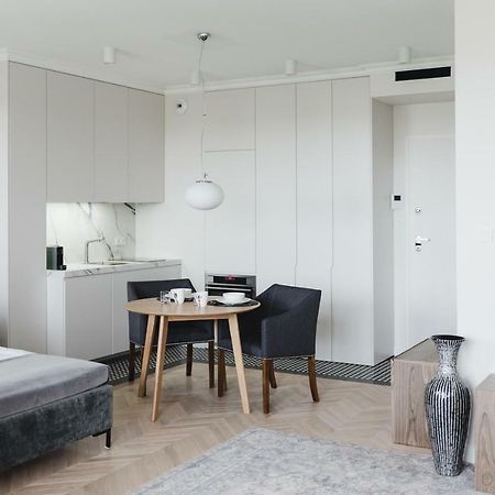 Luxlux Apartments Metro Slodowiec Varsovia Exterior foto