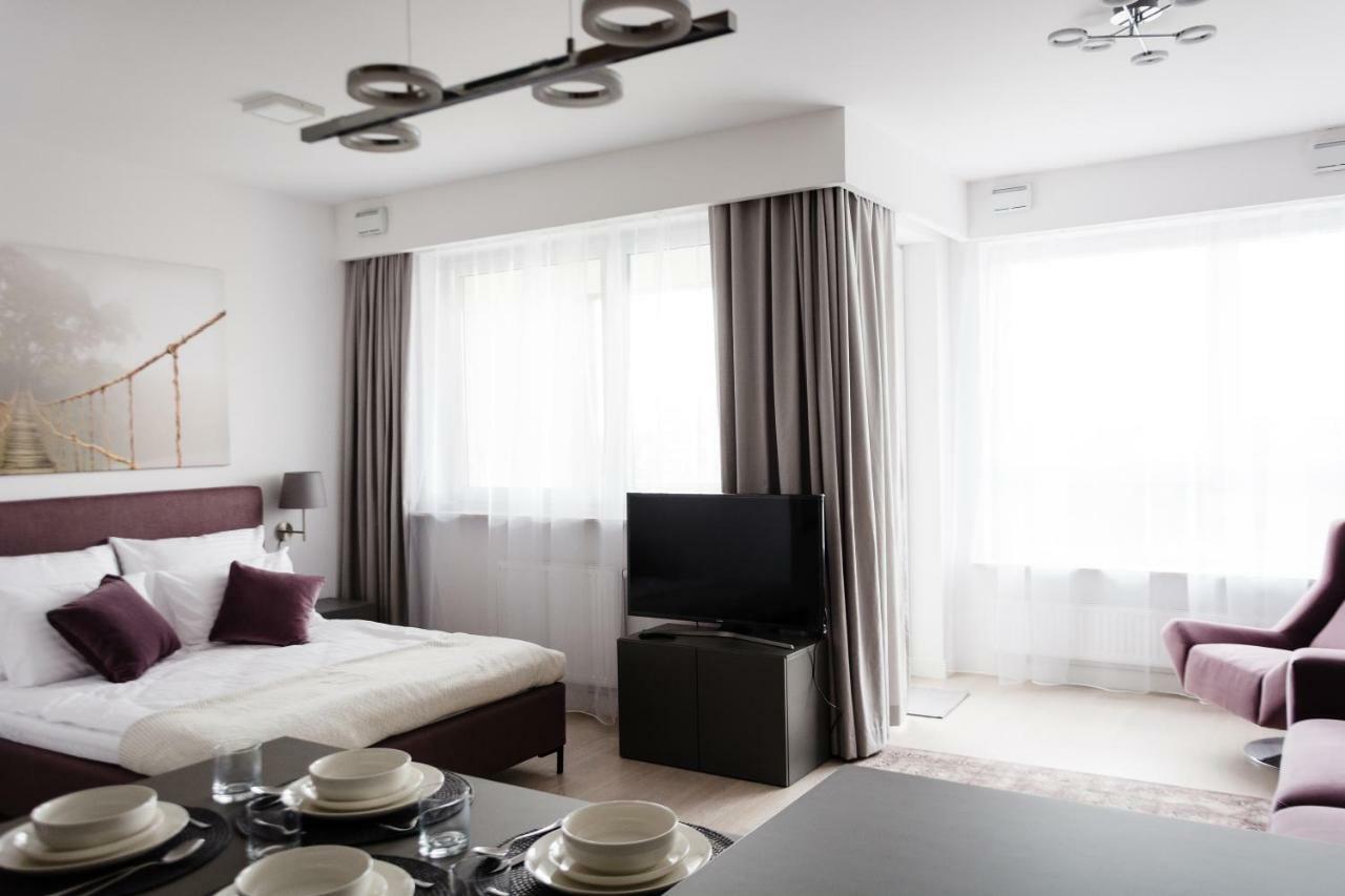 Luxlux Apartments Metro Slodowiec Varsovia Exterior foto