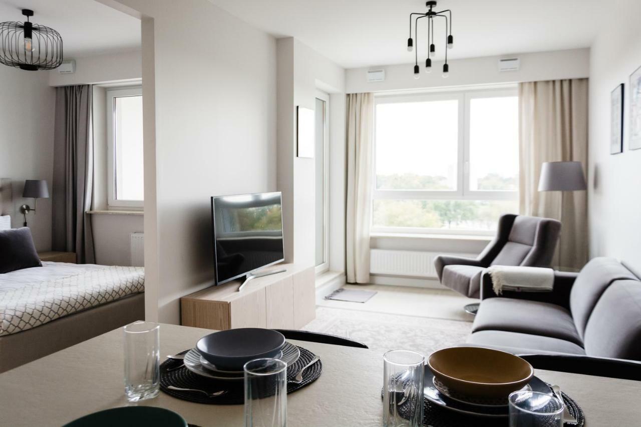 Luxlux Apartments Metro Slodowiec Varsovia Exterior foto